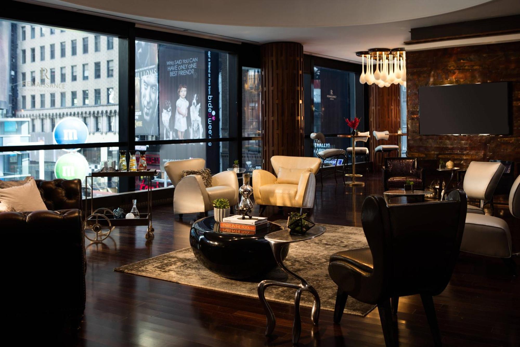 Hotel Renaissance New York Times Square By Marriott Exterior foto
