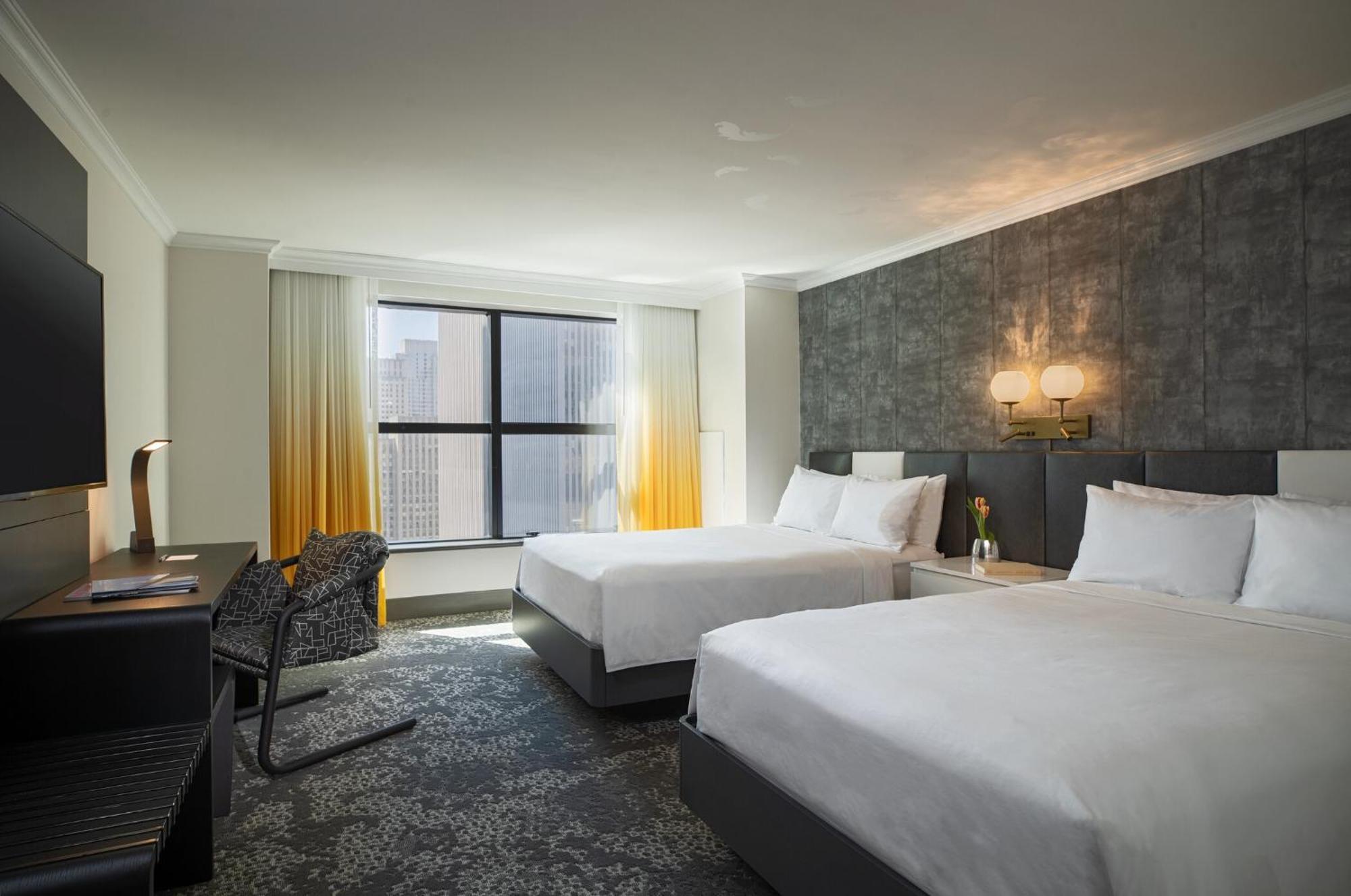 Hotel Renaissance New York Times Square By Marriott Exterior foto